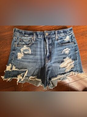 American Eagle Outfitters Dark Blue Denim “mom short” 12